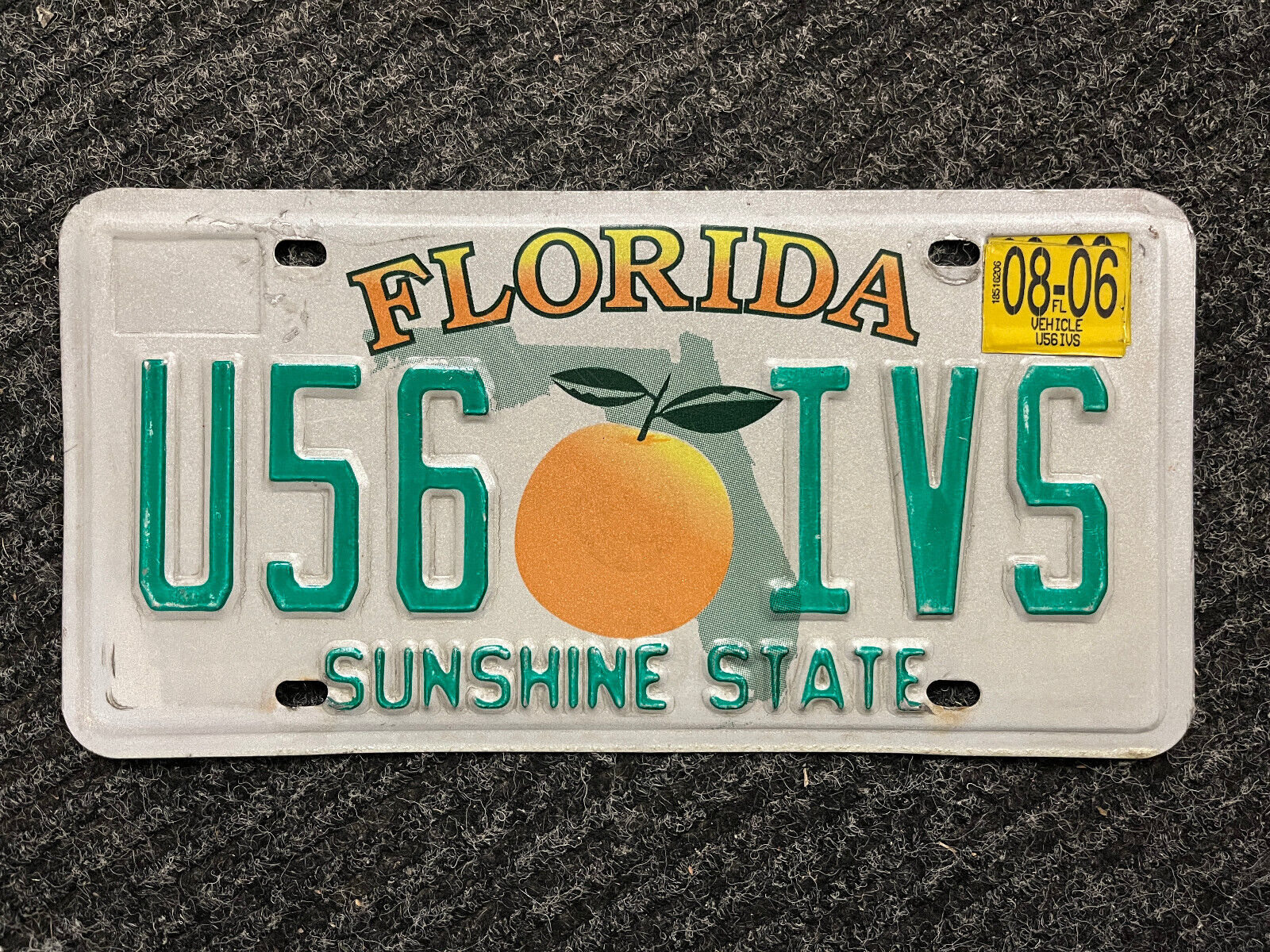 Florida License Plate "u56 Ivs"........ Orange, Green State Map & Sunshine State